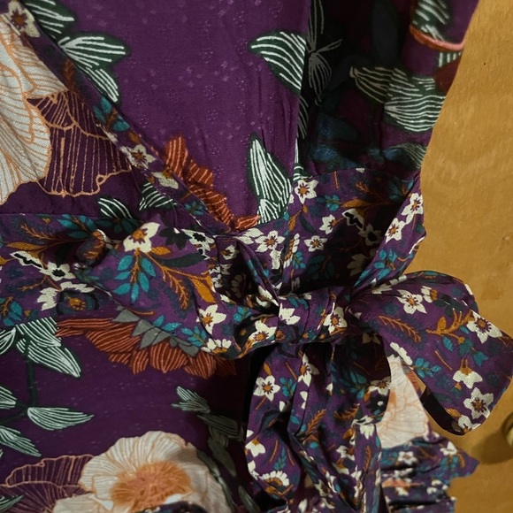 Band of the free Floral Blue Ruffle Dress - Picture 6 of 11